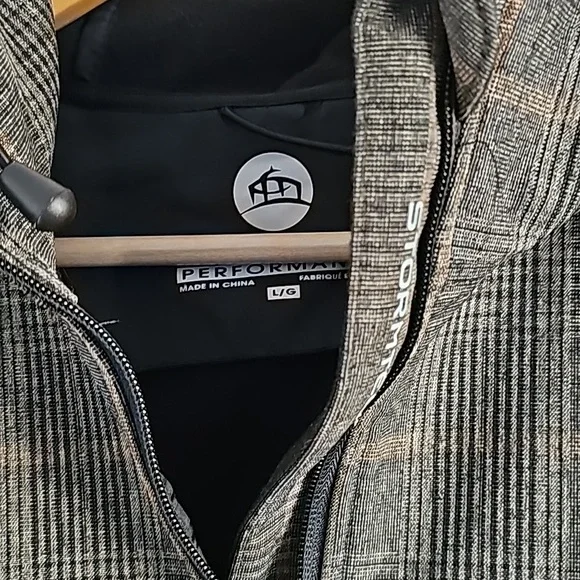 Stormtech jacket - Picture 2 of 3